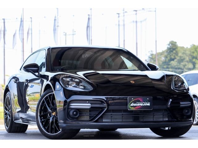 PORSCHE PORSCHE PANAMERA