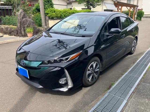 TOYOTA PRIUS PHV