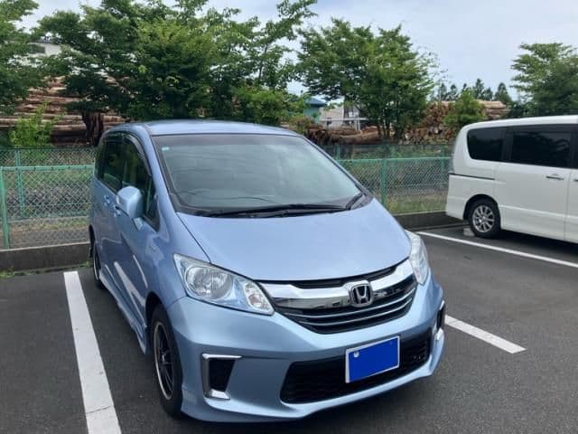 HONDA FREED HYBRID