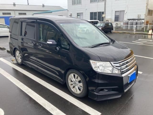 HONDA STEPWAGON SPADA