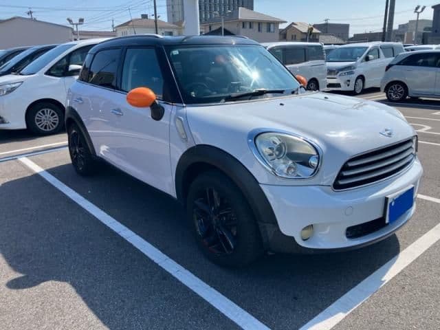 BMW BMW MINI COOPER CROSSOVER