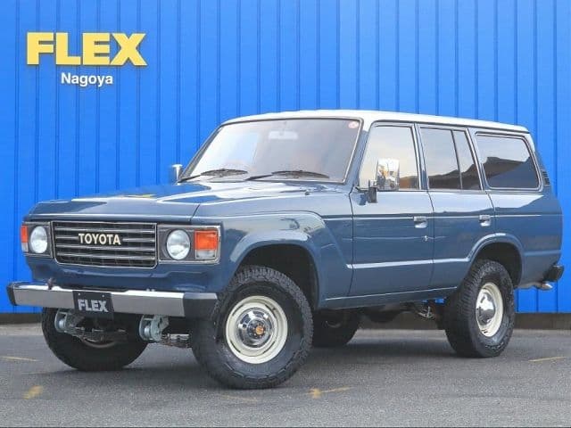 TOYOTA LANDCRUISER van
