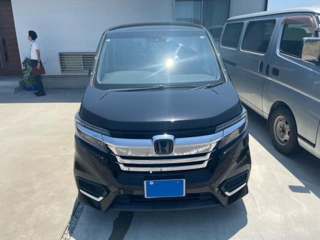 HONDA STEPWAGON SPADA