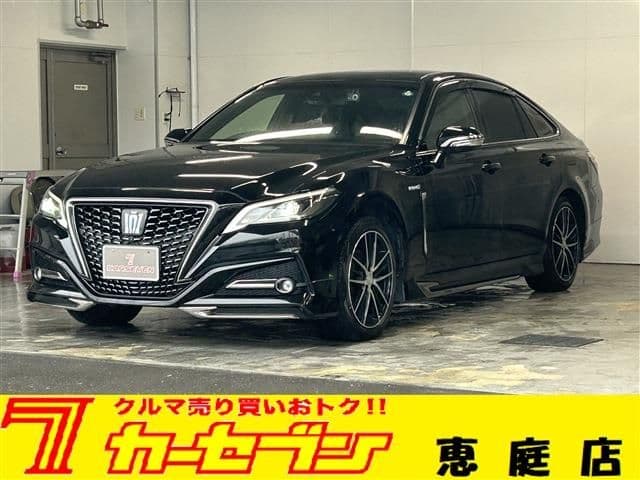 TOYOTA CROWN sedan hybrid 4WD