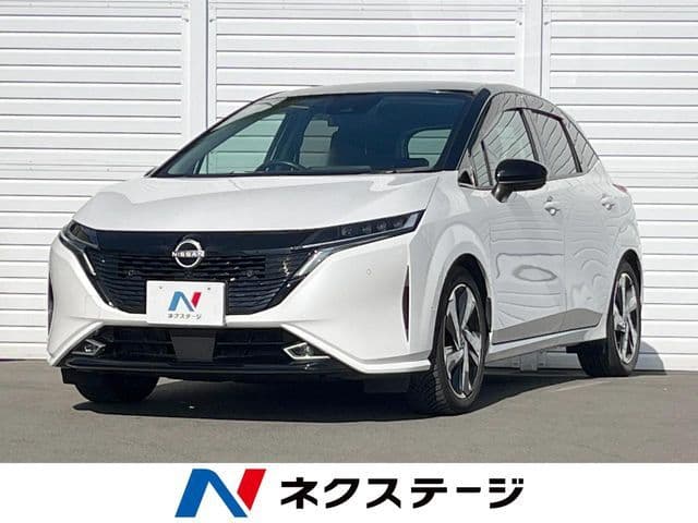 NISSAN AURA