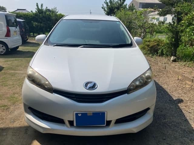 TOYOTA WISH
