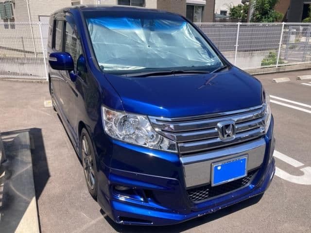 HONDA STEPWAGON SPADA