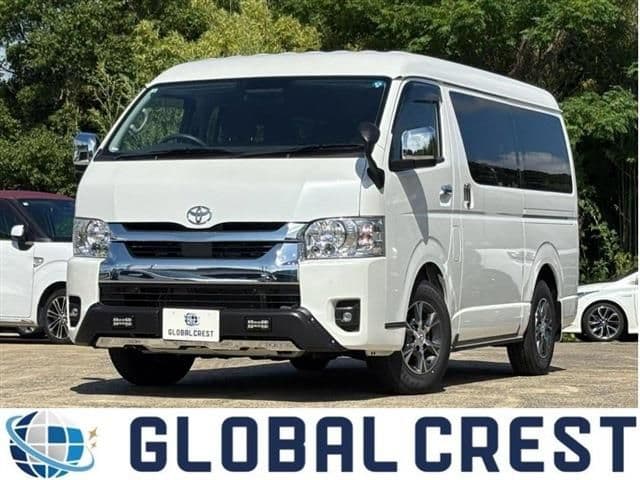 TOYOTA HIACE wagon