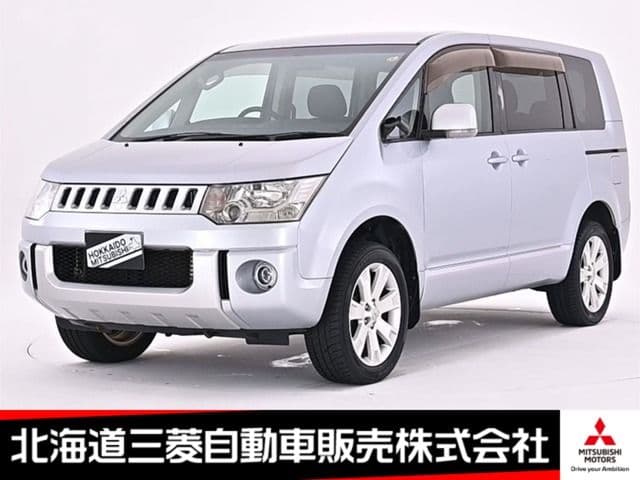 MITSUBISHI DELICA D:5 4WD