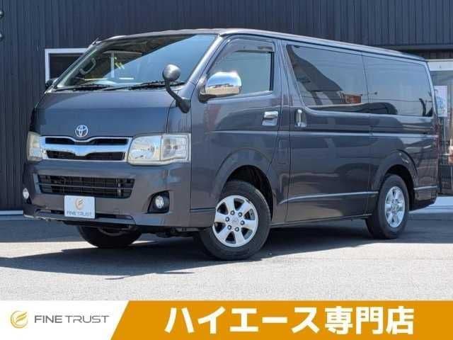 TOYOTA HIACE van 4WD