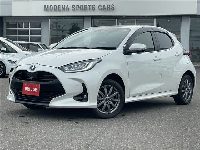 TOYOTA YARIS HYBRID