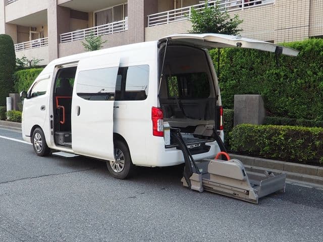 NISSAN NV350 CARAVAN
