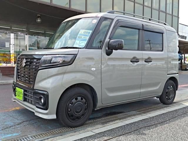 SUZUKI Spacia BASE 4WD