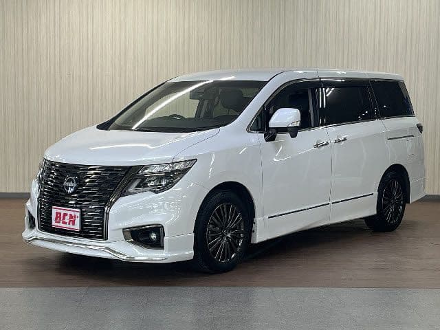 NISSAN ELGRAND
