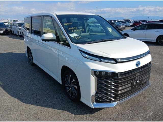 2023 TOYOTA NOAH